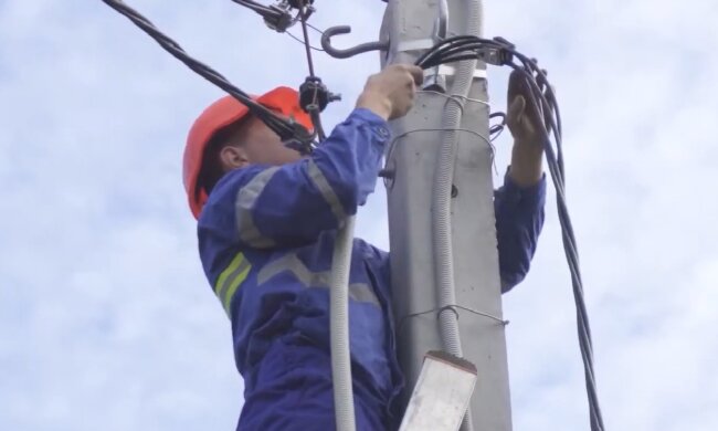 Графіки відключення світла в Чернігівській області на 23 грудня