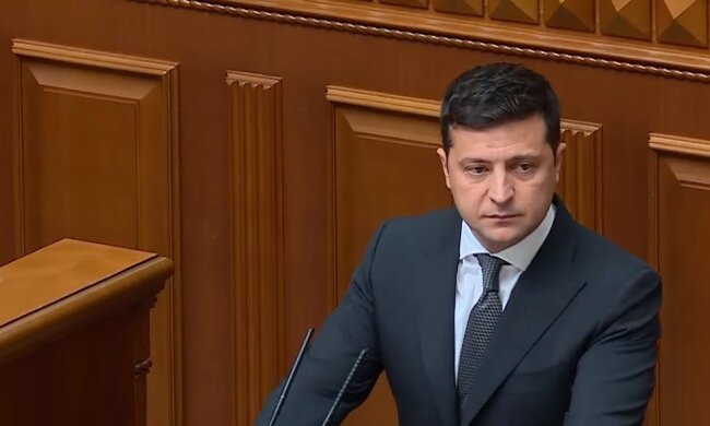 Нові зарплати, вакцини та амністія, але не для всіх: що має змінитися для українців після промови Зеленського