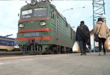 Новый график движения поездов из Запорожья