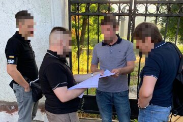 Депутатам Киевсовета вручили подозрения в уклонении от военной службы