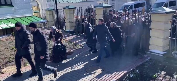 Киево-Печерская Лавра, прихожане