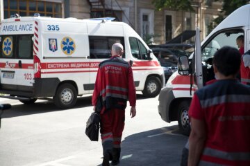 швидка допомога, лікарі