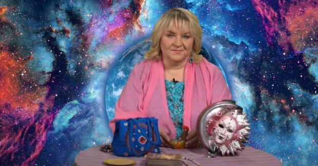 Це такий час, коли ми можемо зрозуміти, що для нас корисне, а що ні, - Розалія Романова про другий місячний день