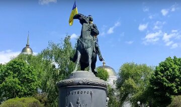 На Одесчине решили судьбу памятника российскому полководцу Суворову: "По результатам сессии..."