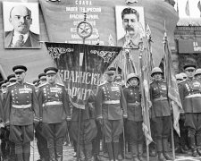 Командование I Украинского фронта на Параде Победы.