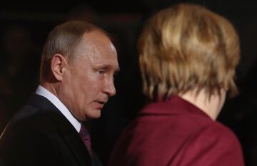 Putin, Hollande, Merkel And Poroshenko Meet Over Ukraine Peace Plan