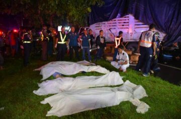 Жуткое ДТП в курортном Таиланде: 46 пострадавших (фото)
