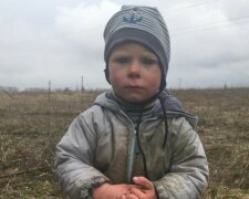 Искали сотни человек и даже вертолет: под Киевом нашли двухлетнего Богдана, фото