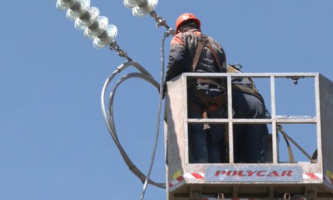 Графіки відключення світла в Дніпропетровській області на 27 січня