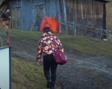 "21 століття, а люди дикуни": українці зацькували лікаря через носіння маски, відео