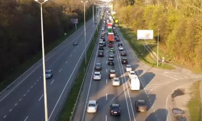 Ограничение движения транспорта в Полтаве