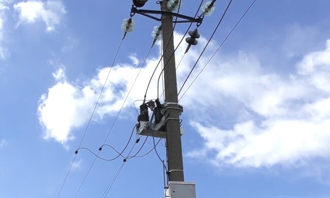 Графіки відключення світла у Полтавській області на 15 лютого