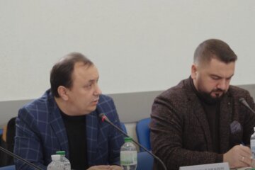 Доний, круглый стол