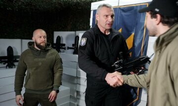 К бойцам Третьего армейского корпуса поехали 5 000 FPV-дронов разных типов, - Кличко