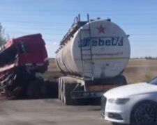 2019-09-29 15_01_51-Страшное ДТП — в Одесской области грузовик врезался в маршрутку _ СЕГОДНЯ 