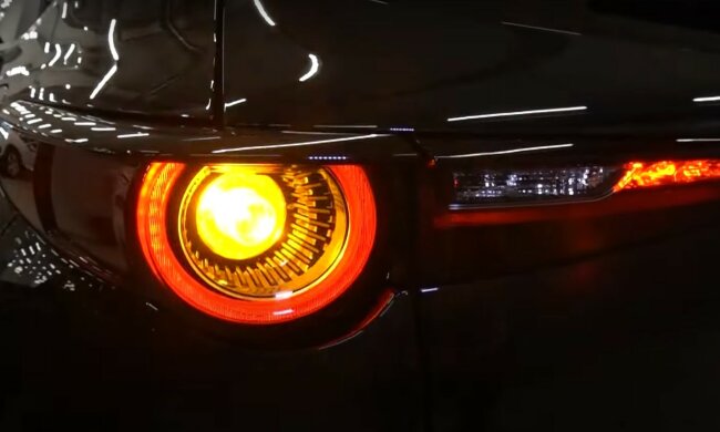 Mazda CX-30 посоревнуется с Nissan Rogue в 2022 году, фото: как выглядит обновленный кроссовер