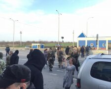 Одесситы перекрыли трассу Одесса – Киев, протестуя против назначения в область прокурора Стоянова (фото)