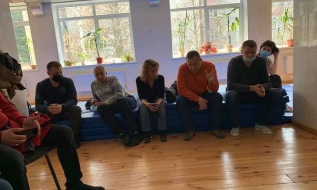 В Ровно женщину-тренера обвиняют в издевательствах над детьми: "Унижает, бьет по голове и..."