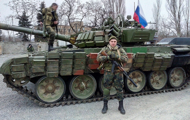 Росія відправила на Донбас сотні танків