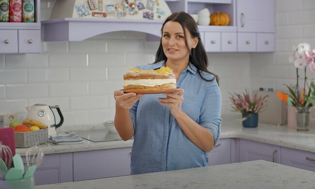 "З ніжним цитрусовим кремом": суддя "Майстер Шеф" Глинська поділилася рецептом незвичайного торта