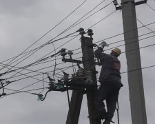 Графіки відключення світла у Дніпропетровській області на 8 квітня