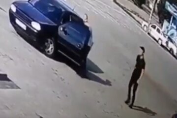 На Львівщині 19-річний водій тричі переїхав чотирирічну дівчинку: лякаючі кадри