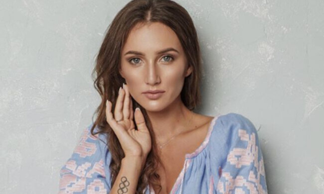 Любимица Влада Ямы из "Танців з зірками" соблазнила натуральной красотой: видно мельчайшие детали