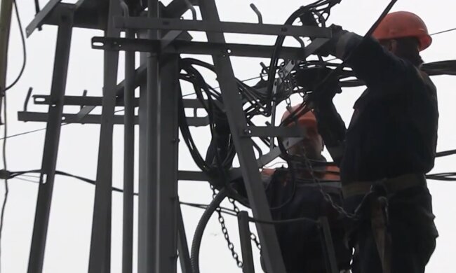 Графіки відключення світла в Дніпропетровській області на 10 січня