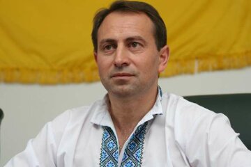 Томенко раскрыл лозунг своей политсилы: «Человек и Украина – превыше всего»