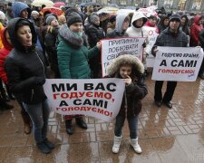Десять основних фактів про протести в центрі Києва