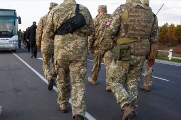 Нове розведення військ на Донбасі: У Кабміні вразили радикальним планом, "до 10 листопада..."
