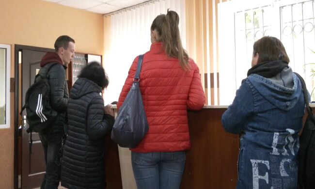 Денежная помощь для пенсионеров в Сумской области