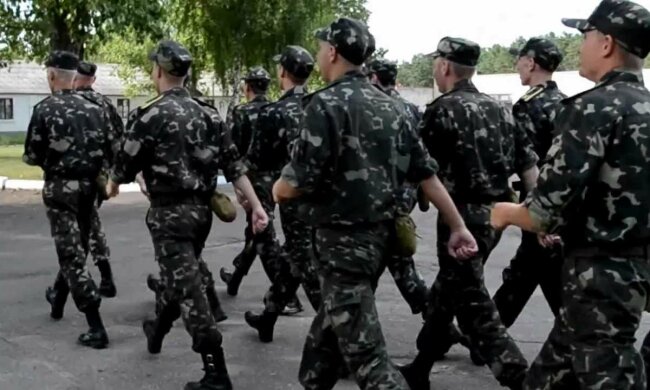 военные
