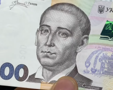 Грошова допомога для пенсіонерів у Чернігівській області