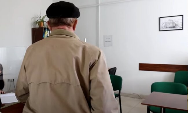 Грошова допомога для пенсіонерів у Сумській області