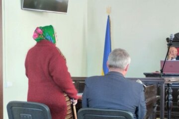 Медики залишили в тілі українки 30-сантиметровий інструмент: суд ухвалив рішення через 20 років страждань