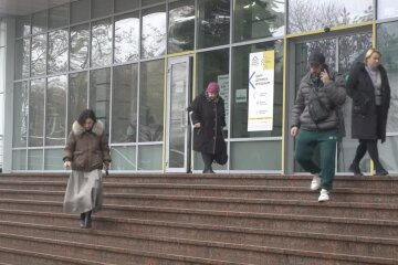 Грошова допомога для ВПО та пенсіонерів у Київській області