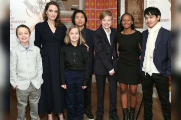 анджелина джоли дети