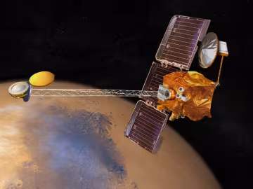 NASA вразила незвичайним знімком кратера на Марсі (фото)