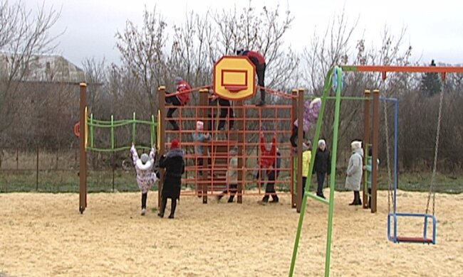 В Одессе открыли "охоту" на детей, могут увести ребенка на глазах у родителей: как выглядят подозреваемые