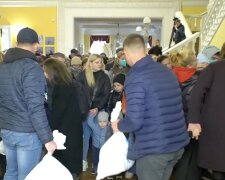 Грошова допомога для ВПО та пенсіонерів у Харківській області