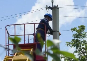 Графіки відключення світла у Полтавській області на 18 червня