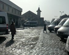 Обмеження руху транспорту в Івано-Франківській області