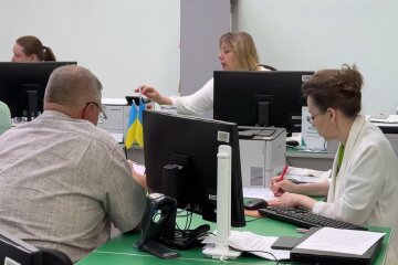 Грошова допомога для пенсіонерів у Київській області
