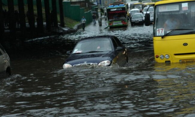 Половина Києва піде під воду: небезпека нависла над столицею, усі деталі