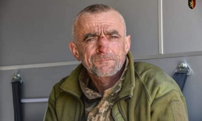 Боєць ЗСУ ризикнув життям заради побратима: "Копав руками дві години"