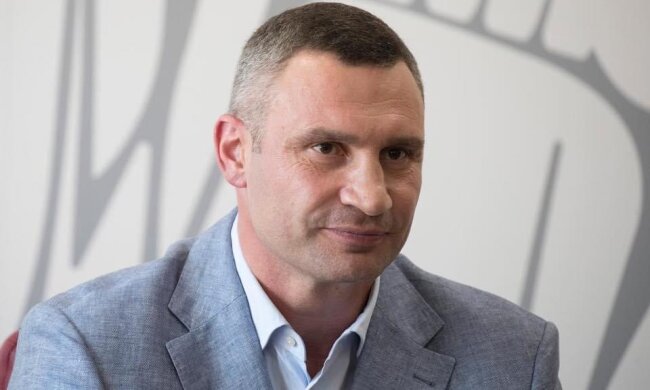 Віталій Кличко на місці вибуху багатоповерхівки: Постраждалі отримають всю необхідну допомогу та тимчасове житло