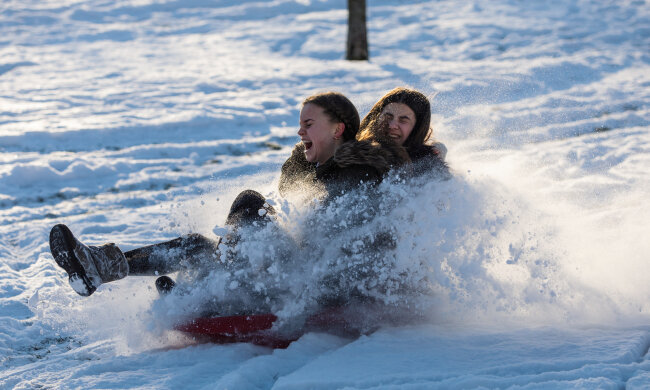 Зима, сніг, замети