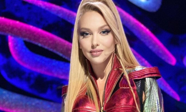 оля полякова