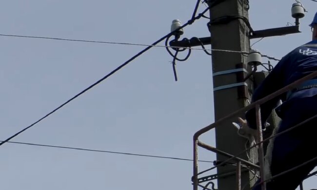 Графіки відключення світла в Дніпропетровській області на 23 грудня